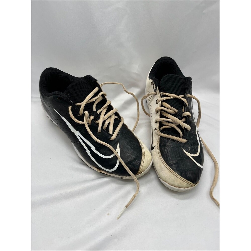 Nike Vapor Ultrafly 4 Keystone Black and White Baseball Cleats